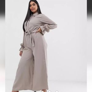 Brand New Verona Curve long sleeved jumpsuit in stone